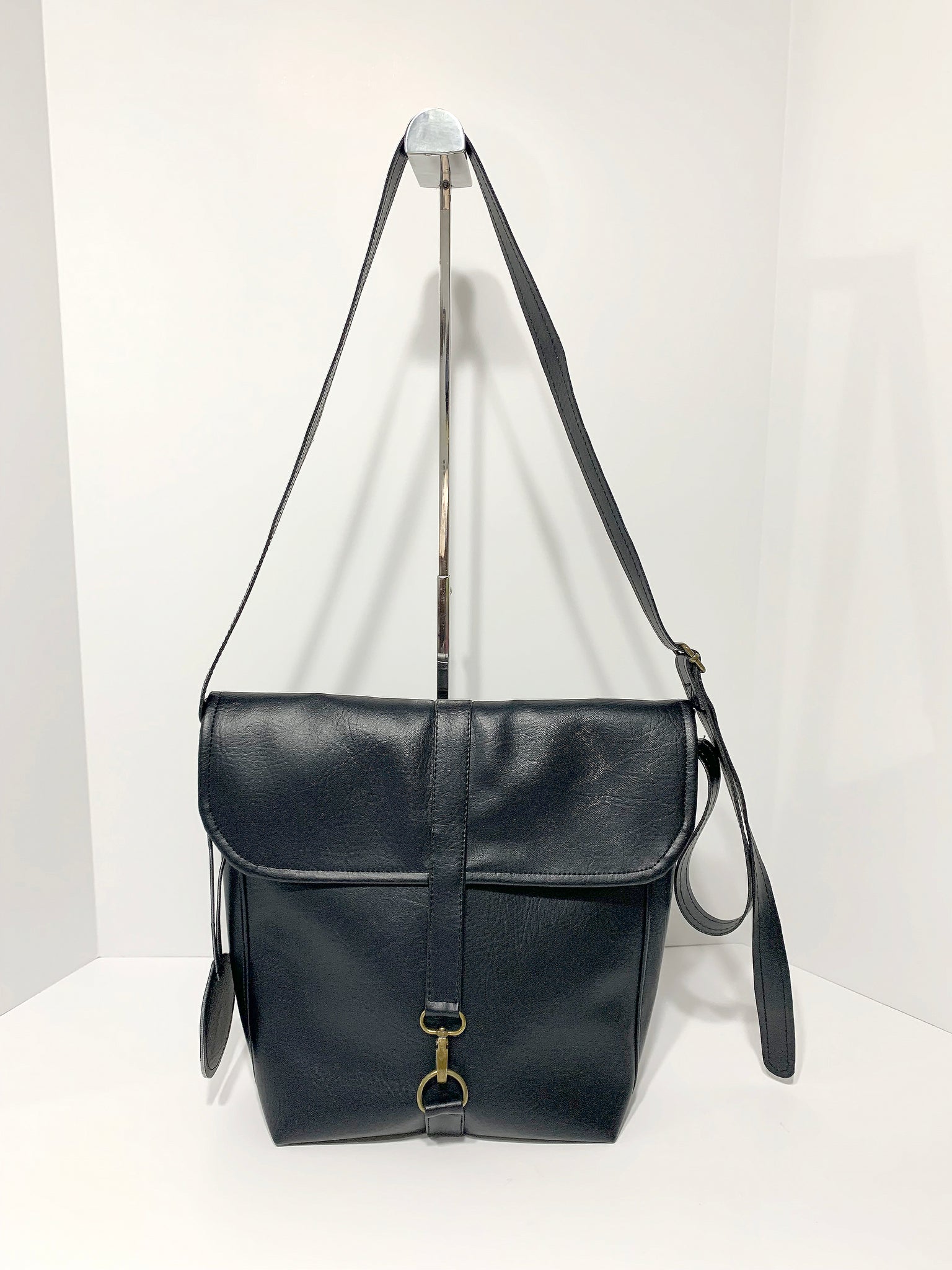 Clara Crossbody Bag